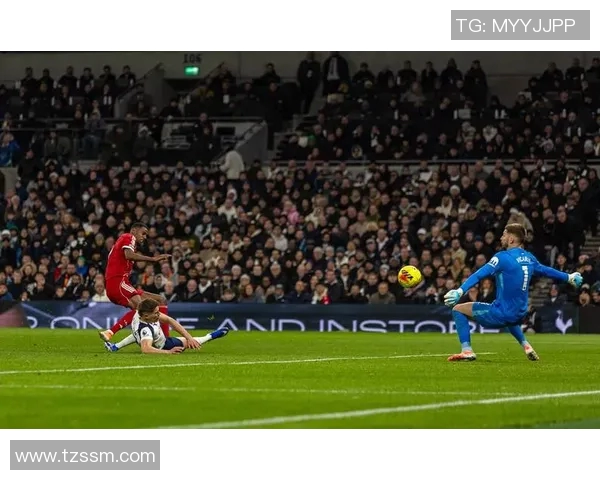 精彩对决足球直播利物浦迎战热刺全场比赛实时更新分析与评论