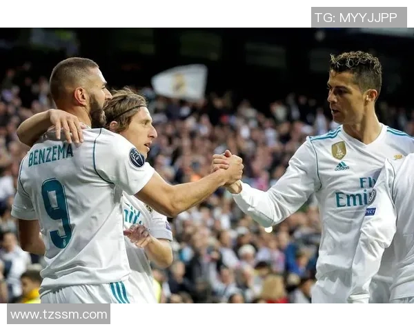 拜仁与皇马阵容对比分析两队明星球员与战术布局的深度解析